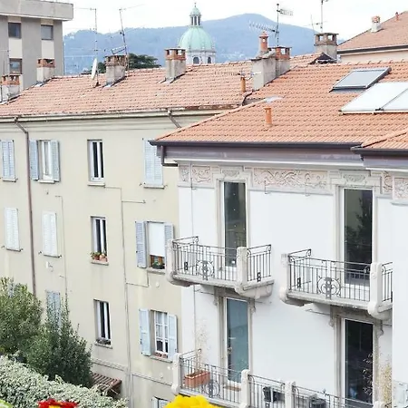 Italian Fairytale By Rent Apartment *