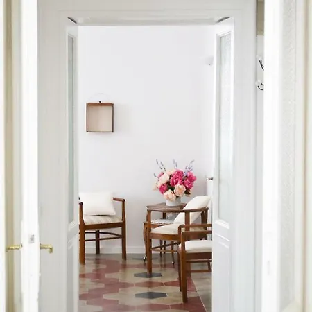 Italian Fairytale By Rent Apartment *